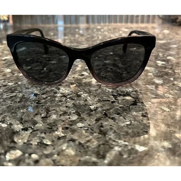 Authentic CHANEL Sunglasses with case. - Picture 1 of 8